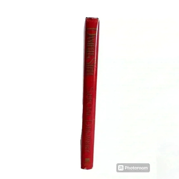 Danielle Steel Special Delivery Hardcover - Picture 2 of 12